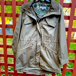 News Nine West rain coat